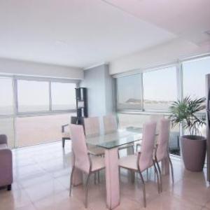 Riverfront I piso 6 suite vista al rio Puerto Santa Ana Guayaquil