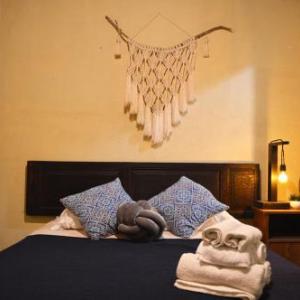 Ave del Paraiso Guest House