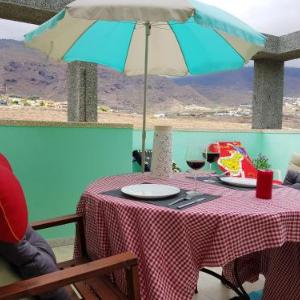 Apartment with one bedroom in Candelaria with wonderful mountain view shared pool furnished terrace 150 m from the beach