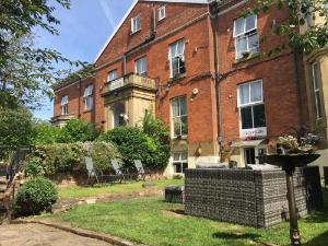 Queens Guesthouse Manchester, Manchester