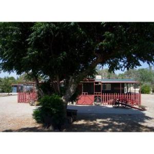 Rosamond Hotels Deals At The 1 Hotel In Ca Cozy 2 Br On 4 Acres With Orchard