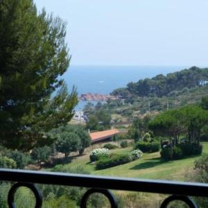 Cap Esterel Village : 3 pièces duplex vue mer terrasse d'angle VJ- 64la