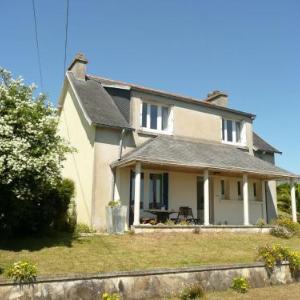 Holiday Home Camaret-sur-Mer - BRE06016-F