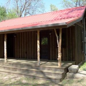 War Eagle Homestead Cabin