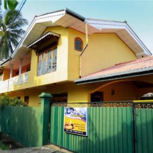 Jaya Home Stay