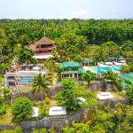 Noni's Resort