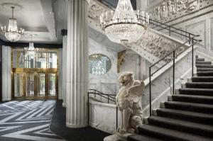 The Candler Hotel Atlanta, Curio Collection by Hilton hotel near Georgia World Congress Center