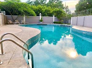 Queen Victoria Apartment Batam, Batam Island