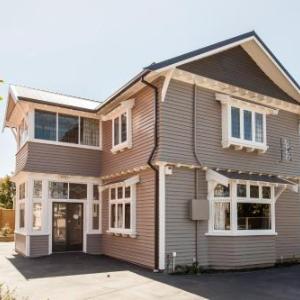 Hotels near Gloucester Green Christchurch - Homelea Bed and Breakfast