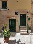 Barletta Italy Hotels - B&B MONTEBELLO