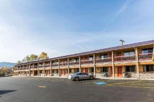 Econo Lodge Inn & Suites Kalispell, Kalispell