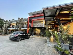 Smaids Room, Lampang