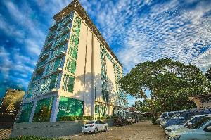 Phuglong Hotel, Phayao
