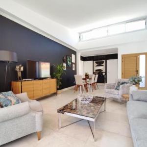 Elle Ocean Villa Gran Canaria Heated pool Wifi BY Kalmacanaria