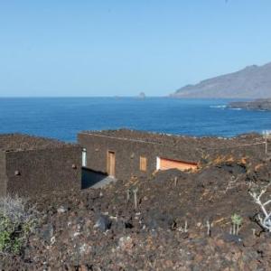 UNIQUE VOLCANIC HOUSE BY THE SEA