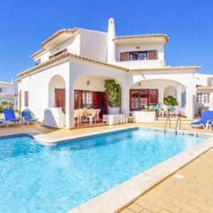 Gale de Cima Villa Sleeps 8 Pool Air Con WiFi