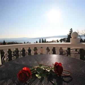 One-Bedroom Apartment in Crikvenica IX