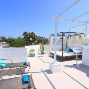 1108 Beachfront 2 apartments with roofterrace 80mtrgt beach 3 pools