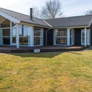 Holiday Home Hasselvej