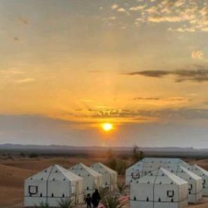 Erg Chebbi Luxury Camp