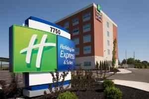 Holiday Inn Express & Suites - Cincinnati North - Liberty Way, an IHG Hotel, West Chester