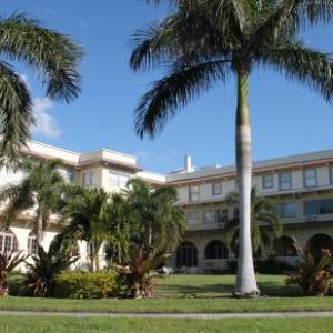 Crystal Bay Historic Hotel