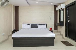 Vaccinated Staff- OYO 35425 Hotel Duke Inn, Orchha