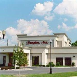 Hotels near CMAC - Hampton Inn By Hilton Geneva NY