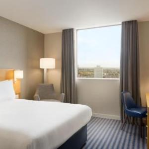 Queen's Hall Nuneaton Hotels - Ramada Hotel & Suites by Wyndham Coventry