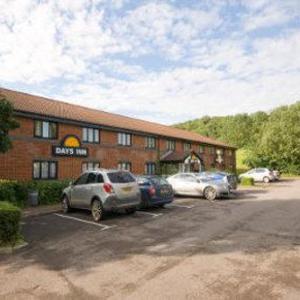 Hotels near Tintern Abbey - Days Inn Michaelwood M5