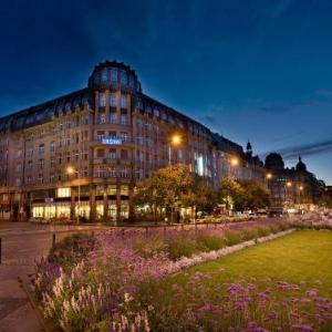 Ea Hotel Rokoko