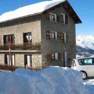 Apartment with one bedroom in Les Menuires with wonderful mountain view terrace and WiFi 800 m from the slopes