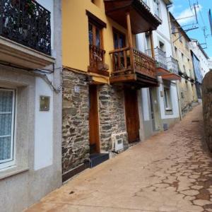 House with 2 bedrooms in Ares with wonderful sea view furnished garden and WiFi 200 m from the beach