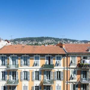 Apartment with one bedroom in Nice with wonderful city view furnished terrace and WiFi 1 km from the beach