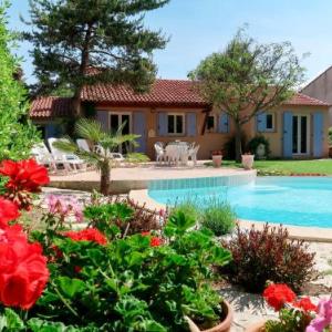 Holiday Home St- Anne - TRT140