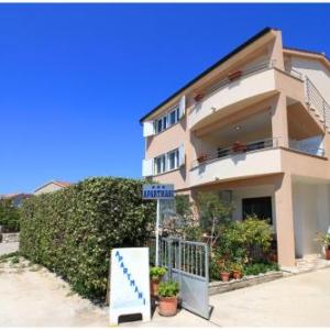 Apartments by the sea Rogoznica - 1089