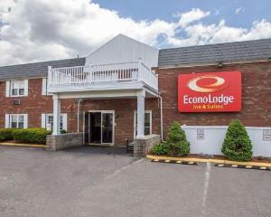 Econo Lodge Inn & Suites Windsor, Windsor Locks
