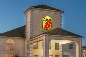 Super 8 by Wyndham Harrisburg Hershey North, Harrisburg