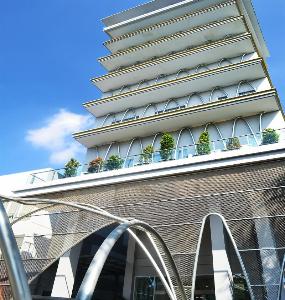 La Lisa Hotel Surabaya, Surabaya