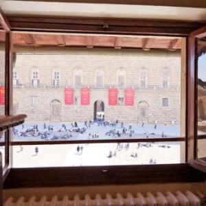 Panoramic View 2 Pitti Palace Close 2Ponte Vecchio