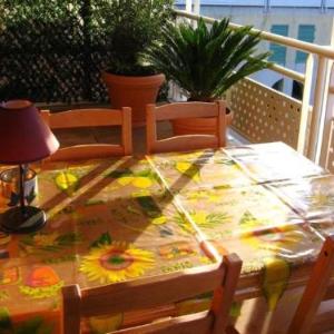 Apartment with 2 bedrooms in Nice with furnished terrace and WiFi 1 km from the beach