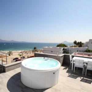 Apartment with 2 bedrooms in Puerto de Pollenca with wonderful sea view furnished terrace and WiFi 100 m from the beach