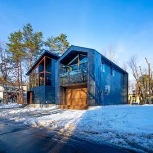 Grey Wolf Chalet by Hakuba White Fox Company