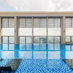 Beachfront Luxury Apartment - Rooftop pool - Da Nang