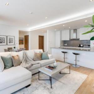 DHH -Bright & Charming Reasonably Priced Apartment in City Walk Building 22