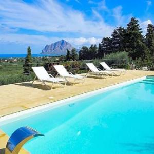 Rione Catalano Villa Sleeps 5 Pool WiFi