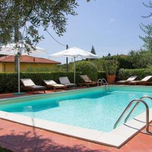 Montecatini Terme Villa Sleeps 4 Pool Air Con WiFi