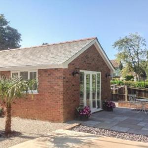 Hotels near Verwood Hub - The Hideaway Verwood