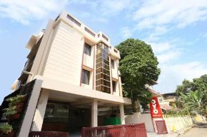 OYO 16968 Better Inn, Ernakulam