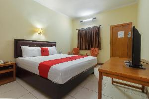 RedDoorz at Jalan Babepalar Rike Manado, Manado